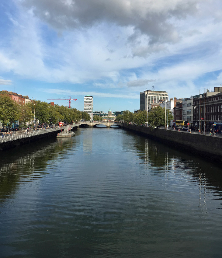 Fluss, der durch Dublin fließt  | © Emily Wördenweber