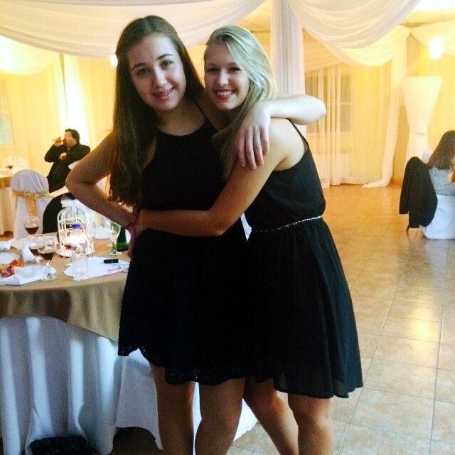 © Nele