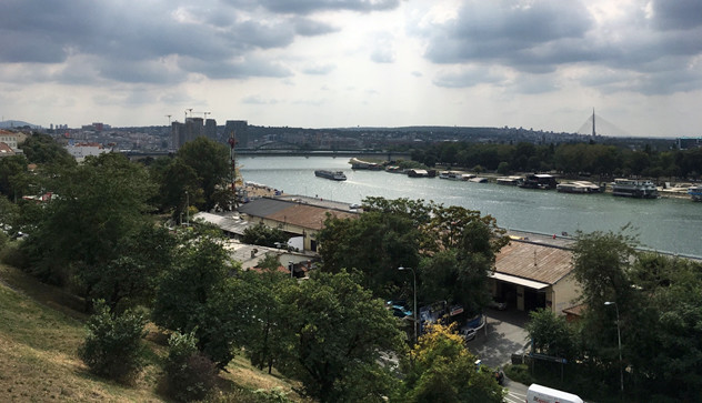 Ausblick auf die Hauptstadt  | © Timon Baral