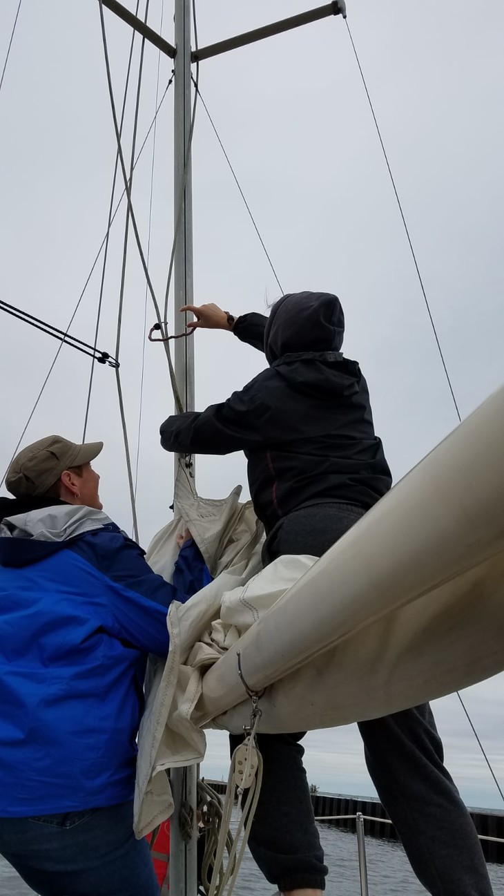 auf dem Segelboot  | © Elif Frank