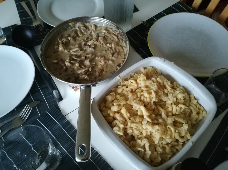 Spätzle mit Soße  | © Johann Kober