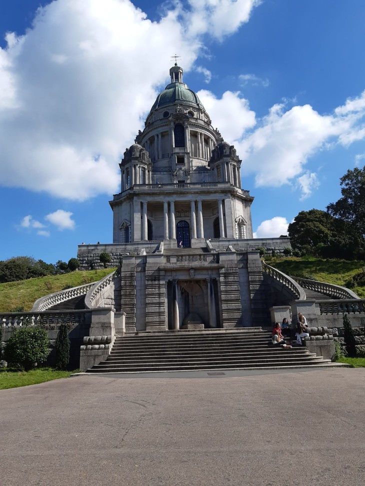 Asheton Memorial | © Helena Schönmann